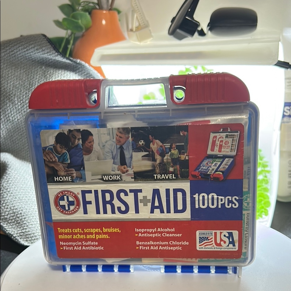 Red and Blue First Aid Kit 100 PCS